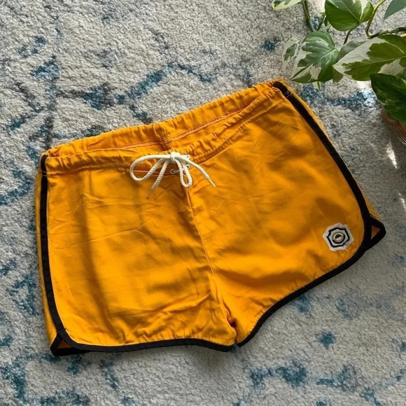 Vintage athletic shorts | youth small | orange | school sports | made  in Canada - Picture 2 of 6